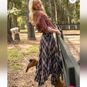 Feelin' Alive Convertible Skirt